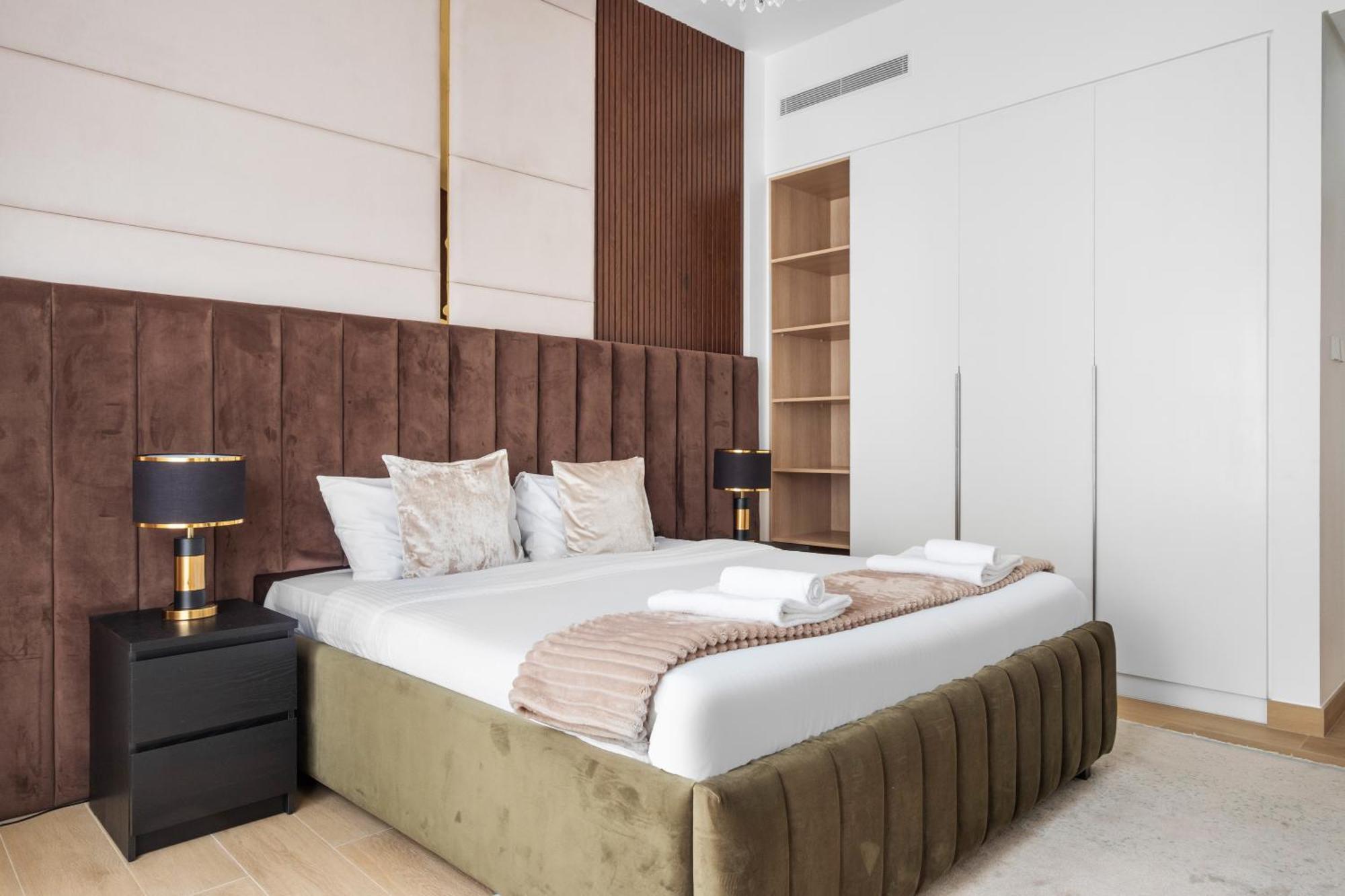 Appartement Spacious 1 Bed In La - 1 Min To The Dubai